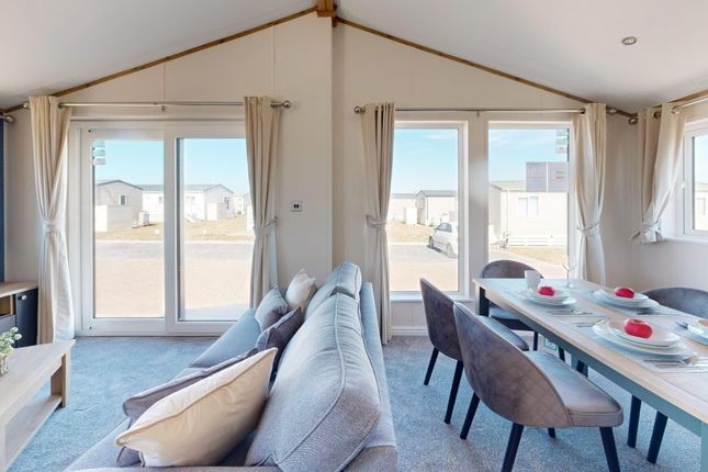 Seal Bay Resort, Warners Lane, Chichester photo 2