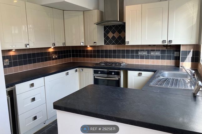 Hallett Close, Latchbrook, Saltash photo 4