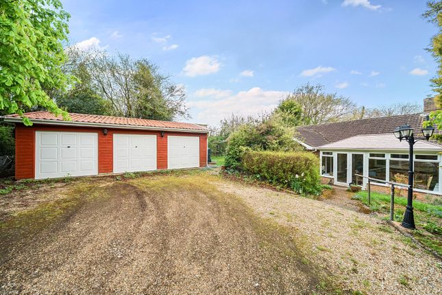 AVELEY WYCHEND, Goatacre Road, Alton photo 4
