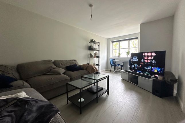 Thumbnail Flat to rent in Cherry Blossom Close, London