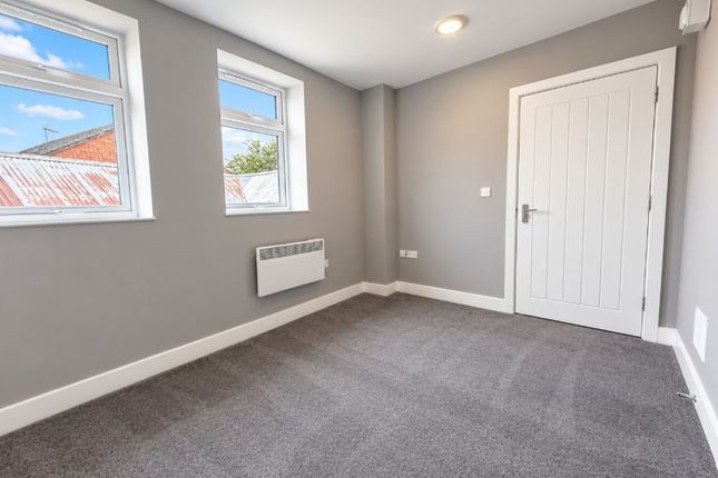 Room 5, 45-47, Forton Road, Gosport photo 3