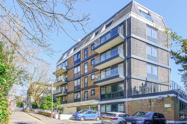 Thumbnail Flat for sale in Clarence Road, Tunbridge Wells