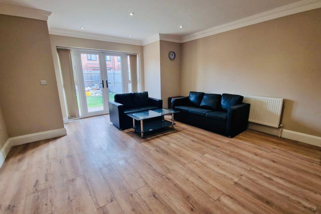 Thumbnail Terraced house for sale in Vibia Close, Stanwell