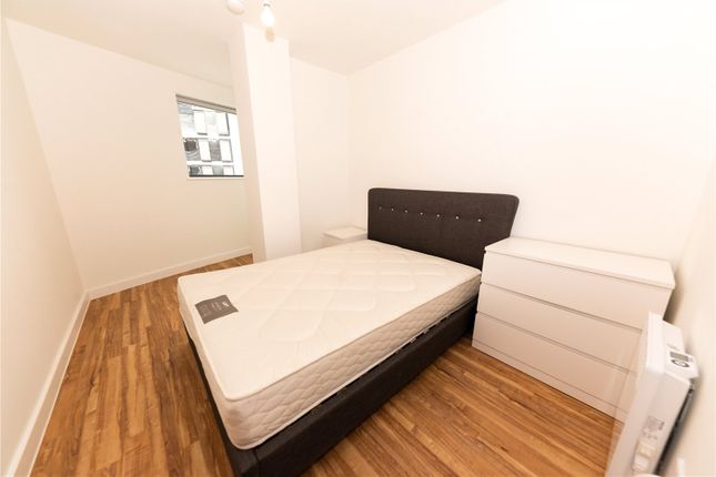 Flat to rent in Manchester Waters, 3 Pomona Strand, Old Trafford
