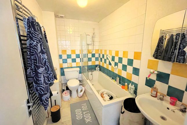 Flat 6, 28 Chickerell Road, Dorset photo 2