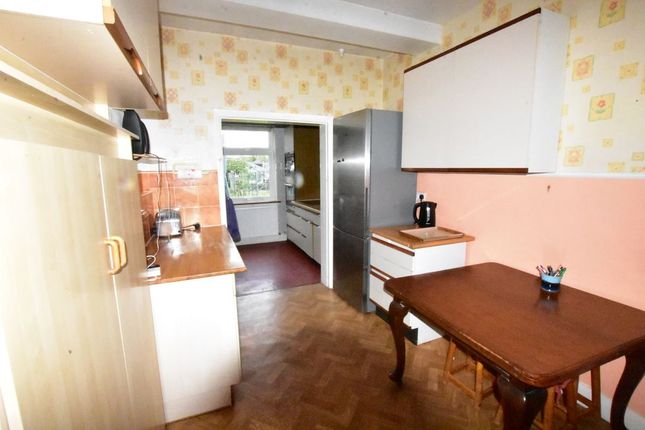 60, Kingsfield Avenue, Harrow photo 4