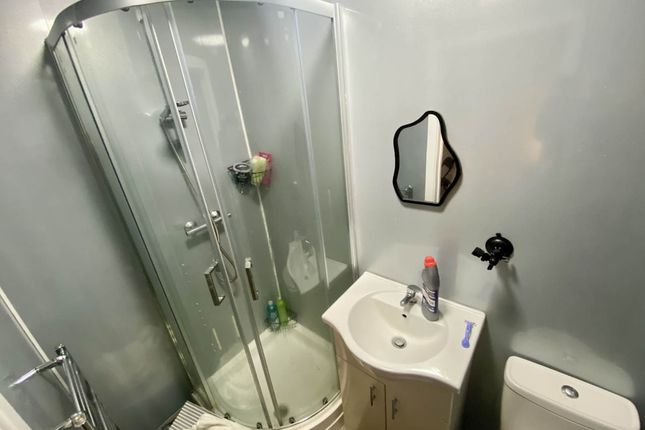 Twizzle Lodge, Off Hawthorne Avenue Uplands Swansea photo 2