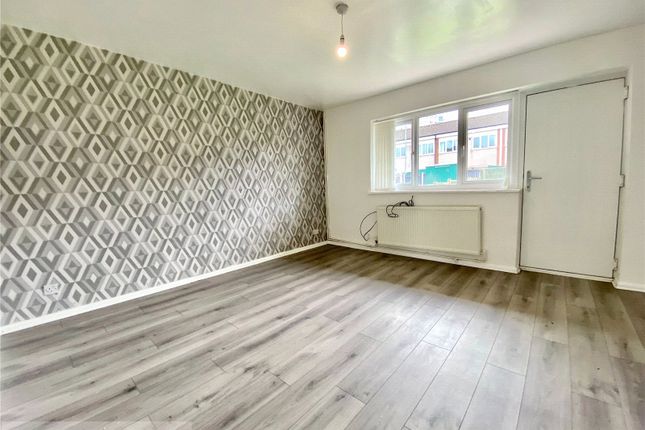 7, Orsett Close, Greater Manchester photo 3