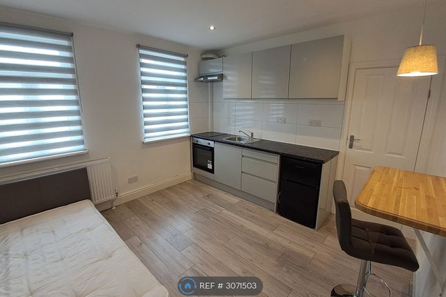 Mellison Road, Tooting, London photo 2