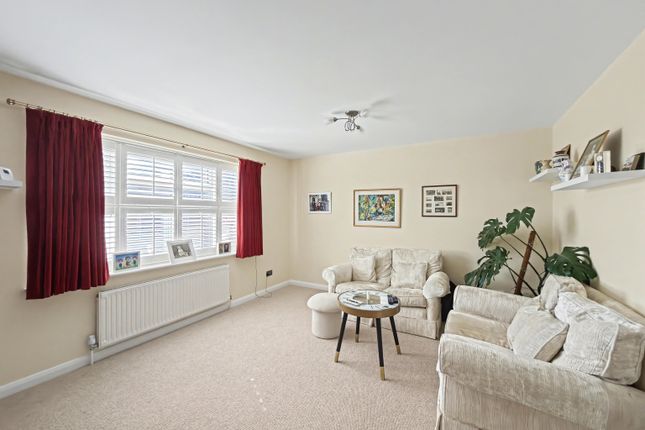 2A, Crescent Road, Poole photo 4
