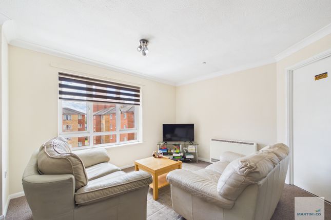 30, Brook Court, Nottingham photo 4