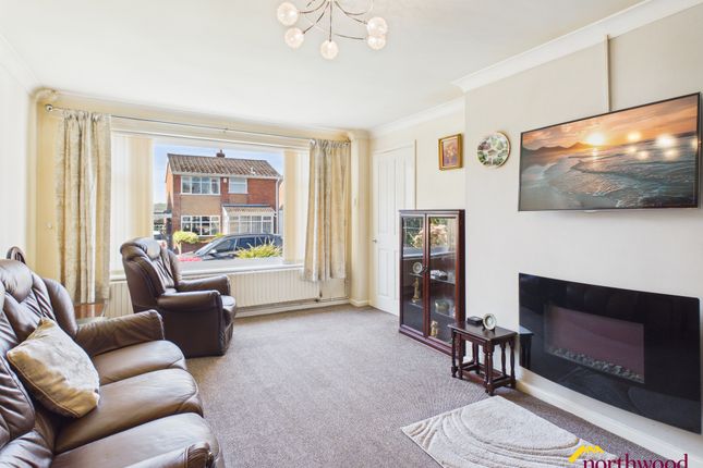 51, Caton Crescent, Milton photo 3