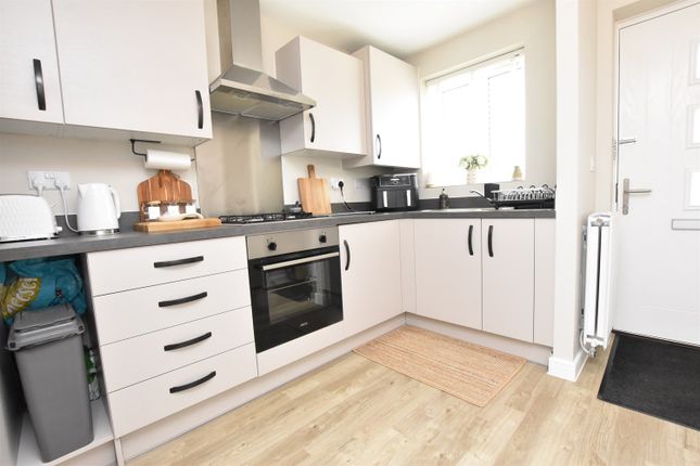 14, Clarence Drive, Hatton, Derby photo 5