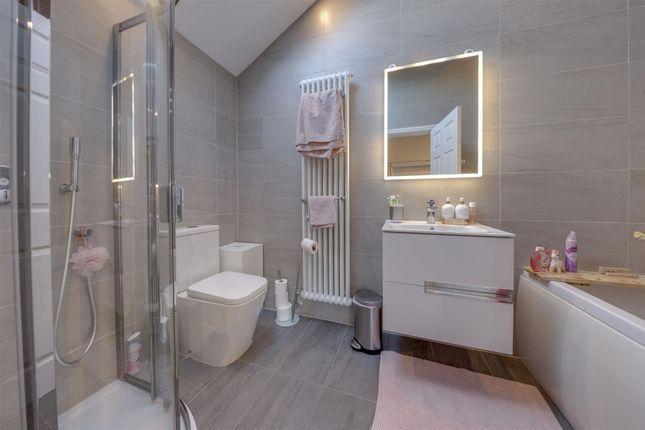 Children's En-Suite