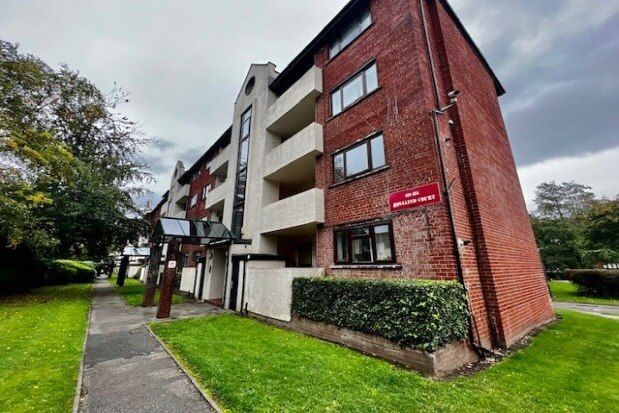 Thumbnail Flat to rent in Rosalind Court, Salford