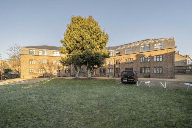 Thumbnail Flat for sale in Abbeville Road, London