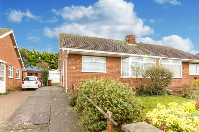 2-bed semi-detached on 32, Plumtree Avenue, Wellingborough, £220,000