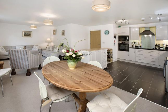 7 Whickham Lodge, East Cliff Road, Dawlish photo 3