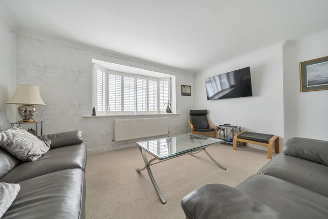 41 Beacon Drive, Chichester photo 3