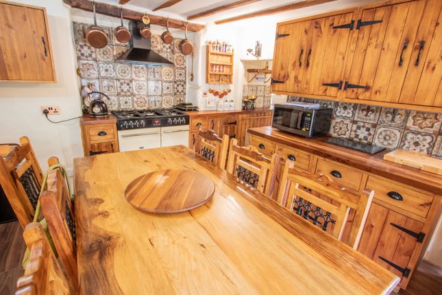 Marigold Cottage, High Street, Sidmouth photo 4