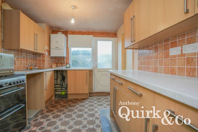 71, Link Road, Canvey Island photo 3