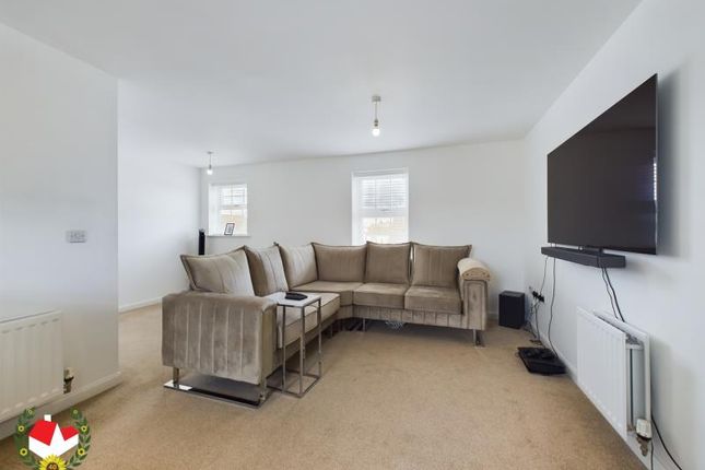 4c, Laurel Drive, Gloucester photo 3