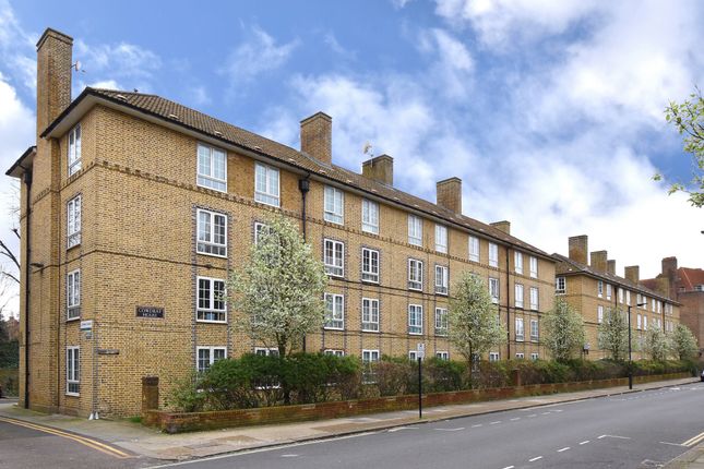 Thumbnail Flat for sale in Quorn Road6 Cowdray House Quorn Road, Dog Kennel Hill Estate