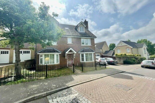 Property to rent in Ashcroft Road, Rochester