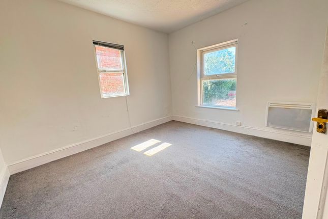 3, Oakdale Avenue, Peterborough photo 4