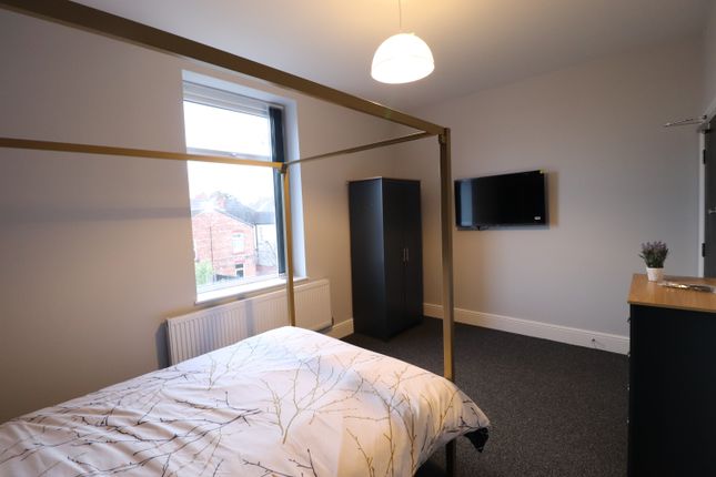 39 , Grange Mount, Prenton, photo 4