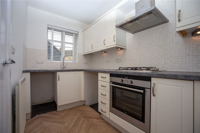 1, Knapps Crescent, Cheltenham photo 3