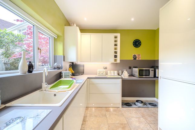 2, Beech Grove, Chepstow photo 3