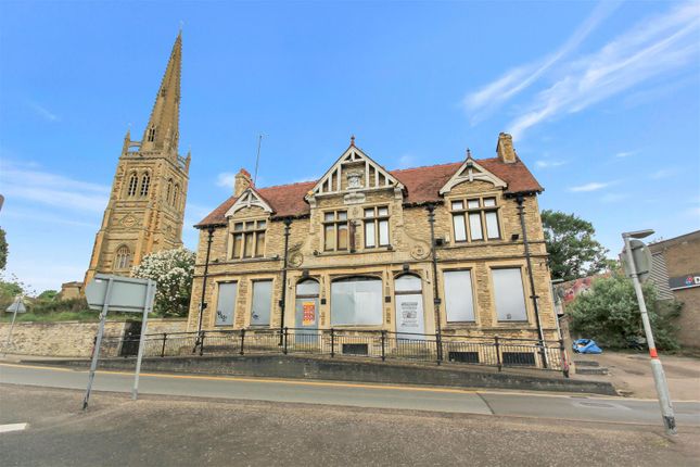 Thumbnail Detached house for sale in High Street South, Rushden