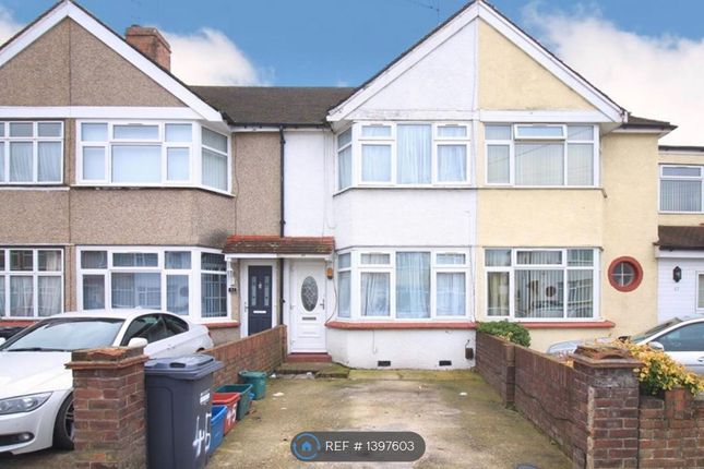 2 bed terraced house to rent in Guildford Avenue, Feltham TW13