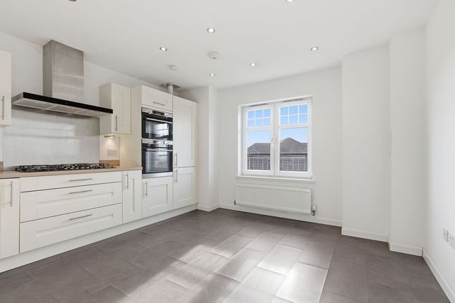 Flat 3/2 5 Cedarwood Gardens, Bishopton, Bishopton photo 4