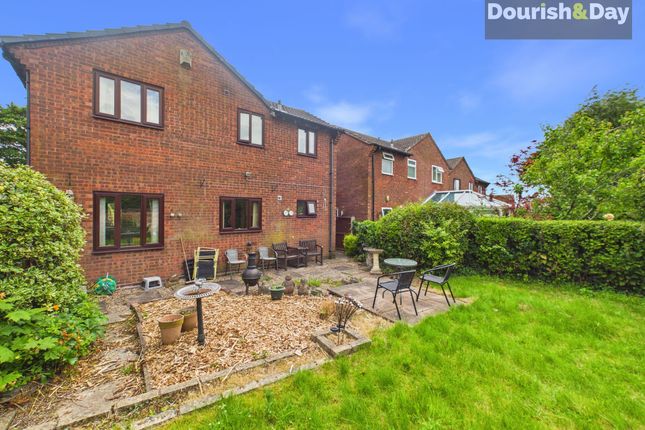 34 Parsons Drive, Stafford photo 3