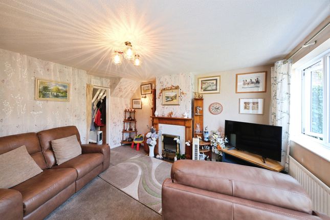 10, Woodlands Way, Derby photo 4