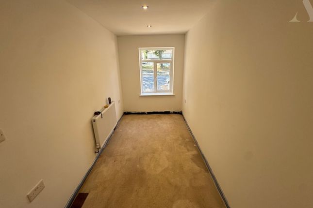 532 Bromford Lane, Birmingham photo 5