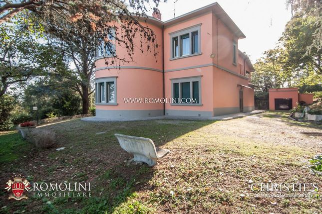 Villa for sale in Pergine Valdarno, Tuscany, Italy