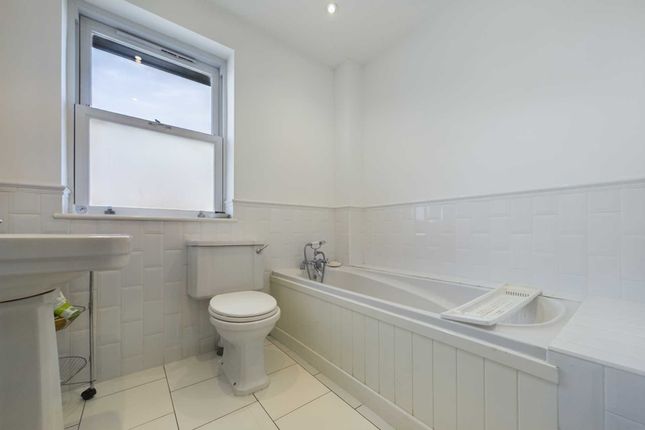 Property for sale in Apsley Station - Aston Close, Apsley