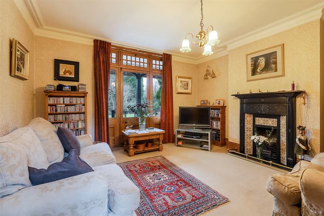 Wickney Holt,, Coles Lane, Dorking photo 3