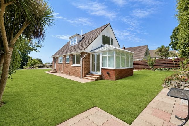 16, Castle Court, Ventnor photo 2