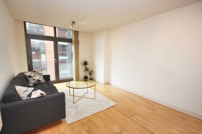 Thumbnail Flat to rent in Lower Byrom Street, Manchester