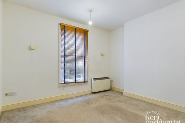 Flat 3, Wellington House, Maidstone photo 4