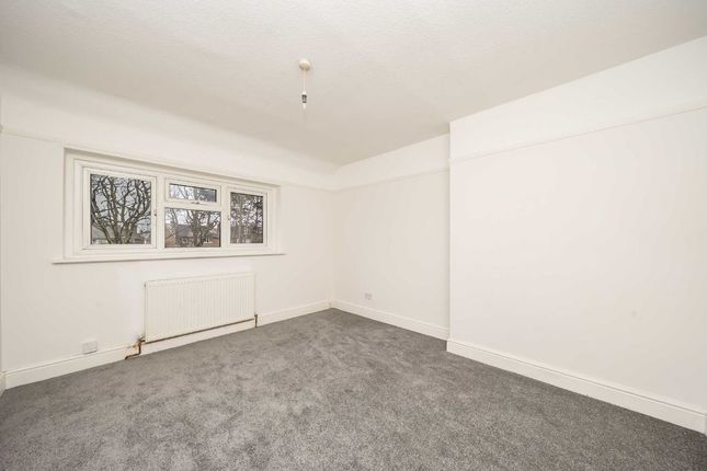 Flat for sale in Staines Road East, Sunbury-On-Thames
