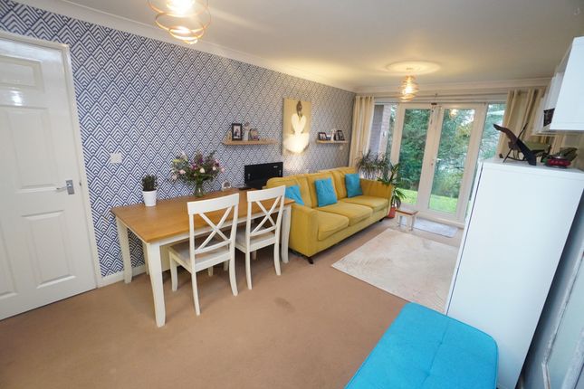 Flat 8 Conifer Rise, Goodearl Court, Conifer Rise, High Wycombe photo 2