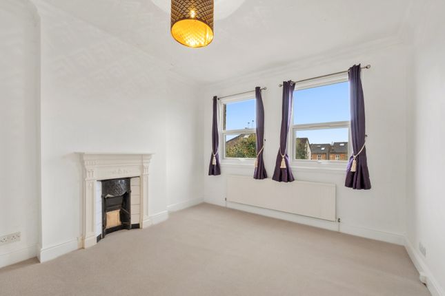 Guilford Avenue, Surbiton photo 4