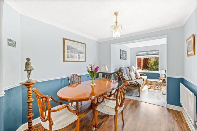 19, Capenors, West Sussex photo 4
