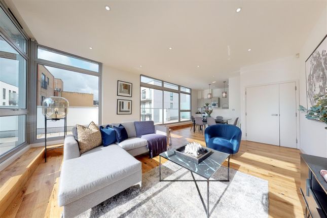 Flat to rent in The Foundry, Dereham Place, Shoreditch