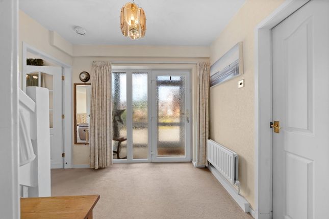 89, Heyes Avenue, Rainford photo 2